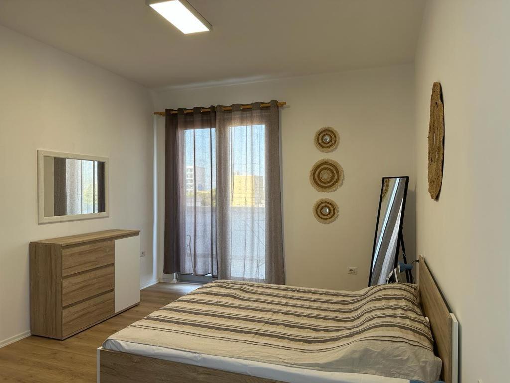 Thyamis Apartment - Image 6