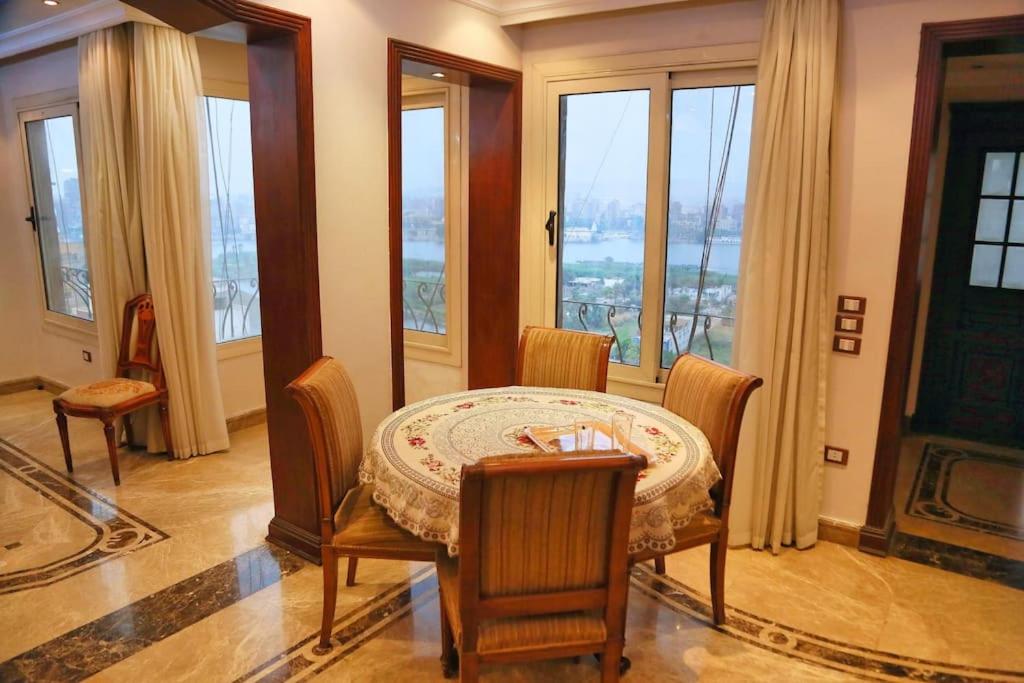 Fotografie z fotogalerie ubytování Luxury Villa By The Nile v Káhiře