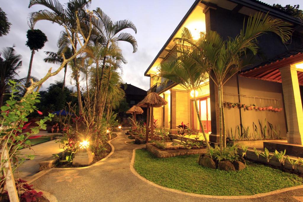Zahrada ubytování Pekak Mangku Guest House