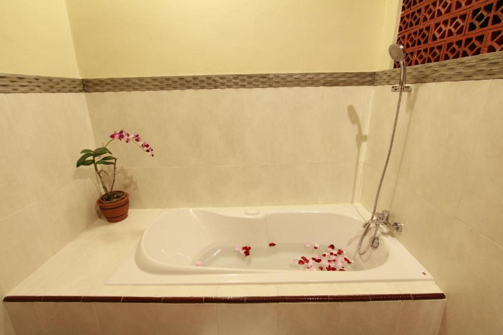Koupelna v ubytování Pekak Mangku Guest House