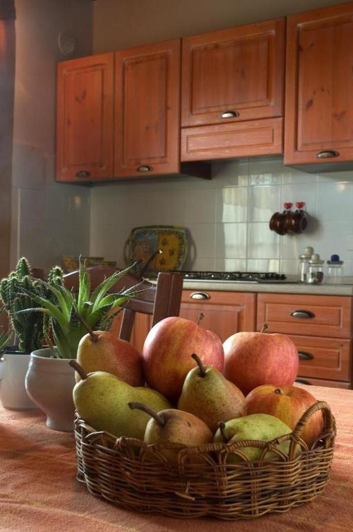 Cucina o angolo cottura di Agriturismo La Burraia vicino a San Gimignano