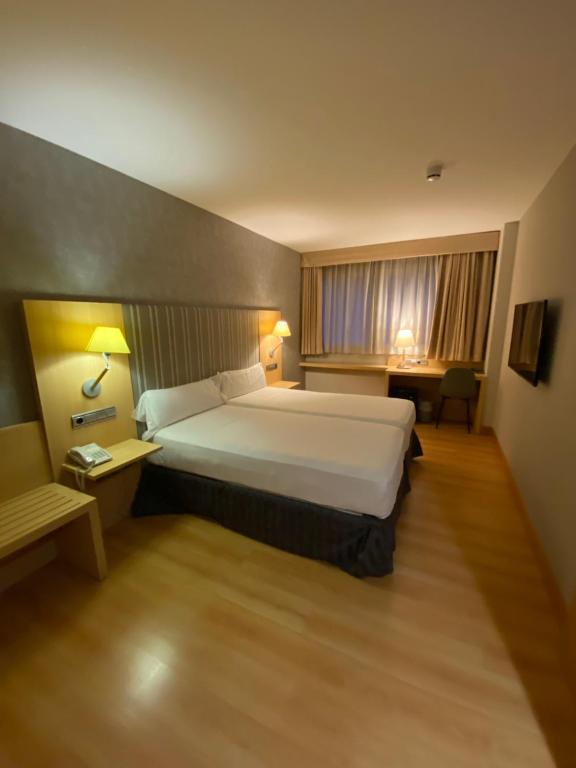 U Hotel Villa-Gomá - Double Room - Disability Access