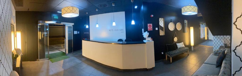 U Hotel Villa-Gomá - Resim 6