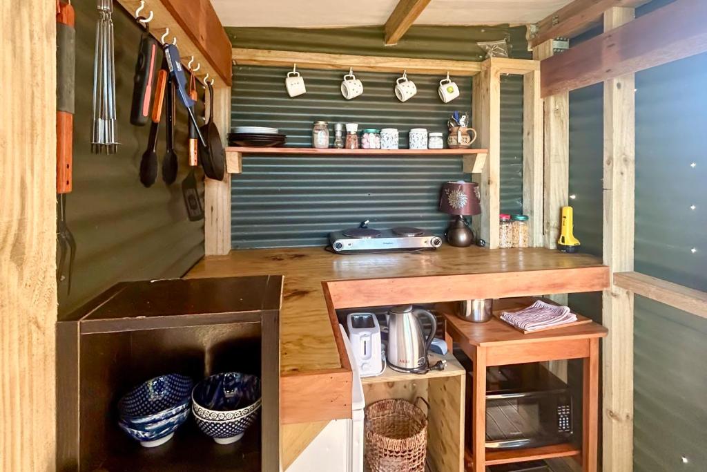 Kuchyň nebo kuchyňský kout v ubytování Te Tiro Accommodation