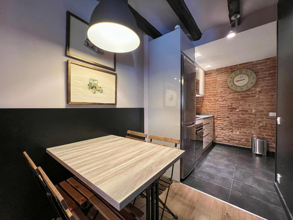 Stay U-nique Apartments Est - One-Bedroom Apartment