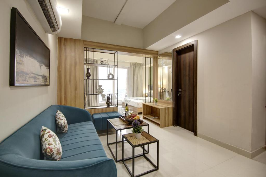 Saltstayz Premier - Golf Course Extension Road - Suite Familiar Con Balcón