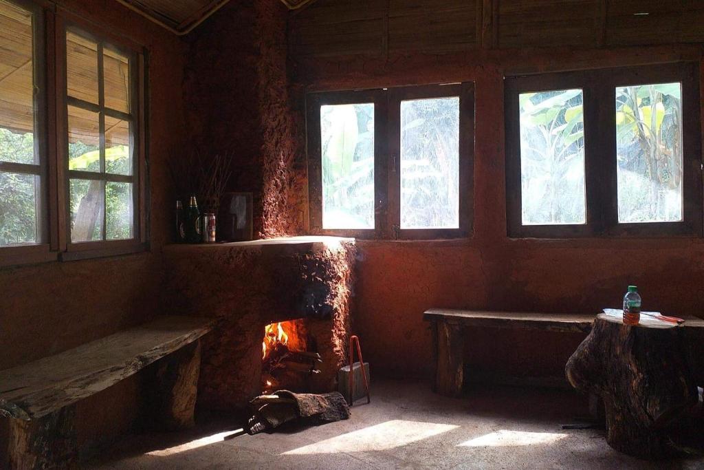 Posezení v ubytování Doi PuMuen LAHU Homestay