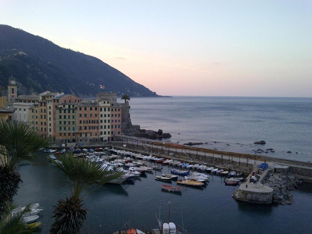 Фотография из галереи Al Piccolo Scoglio - Room & Breakfast в Камольи