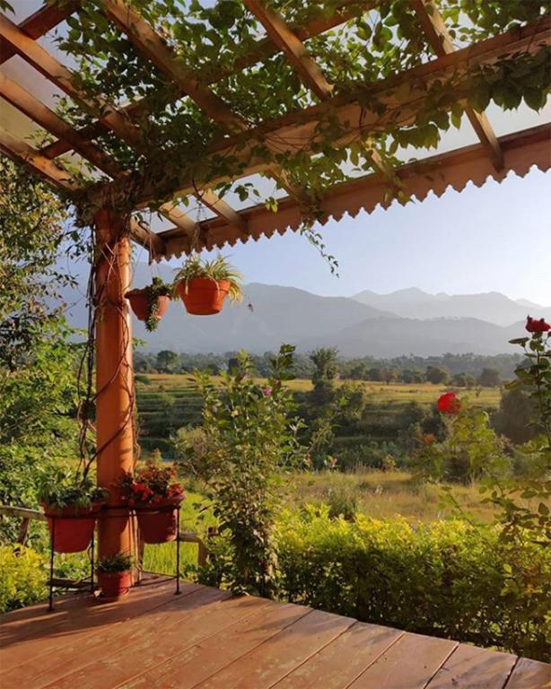 Seclude Palampur - Cottage En Cèdre Rouge