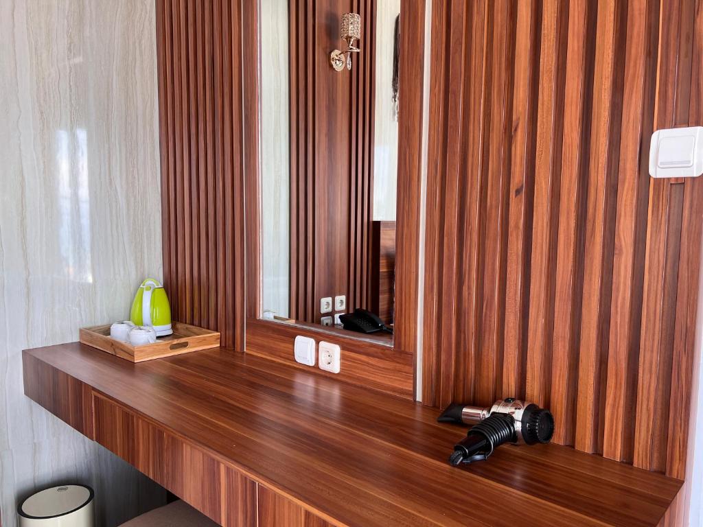 Grand Yuna Hotel Nusa Penida - 11