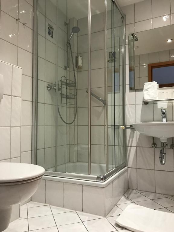 Flair Hotel Grüner Baum - Chambre Triple Standarde