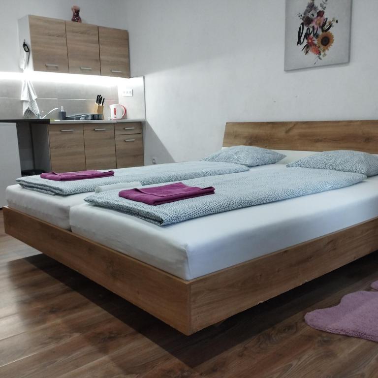Apartmány 77 - Chambre Quadruple Confort