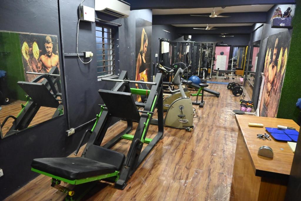 Fitness centrum a/nebo fitness zařízení v ubytování HOTEL SUN GREEN