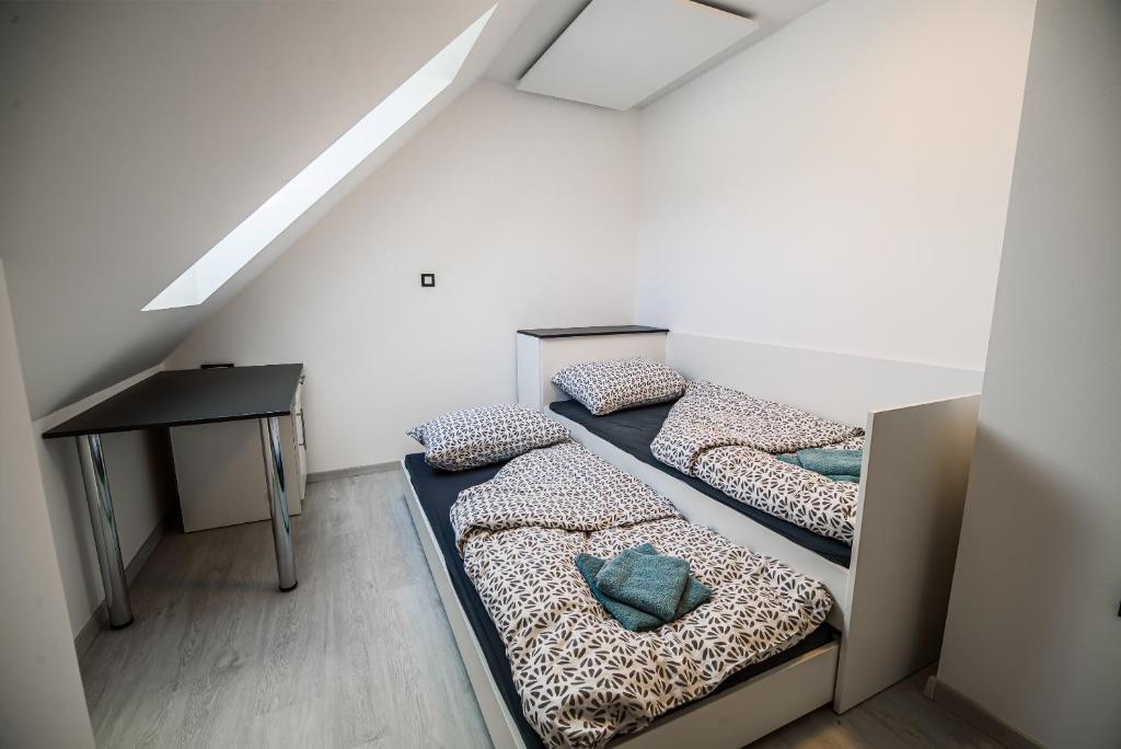 Postel nebo postele na pokoji v ubytování Holiday Home Aleks