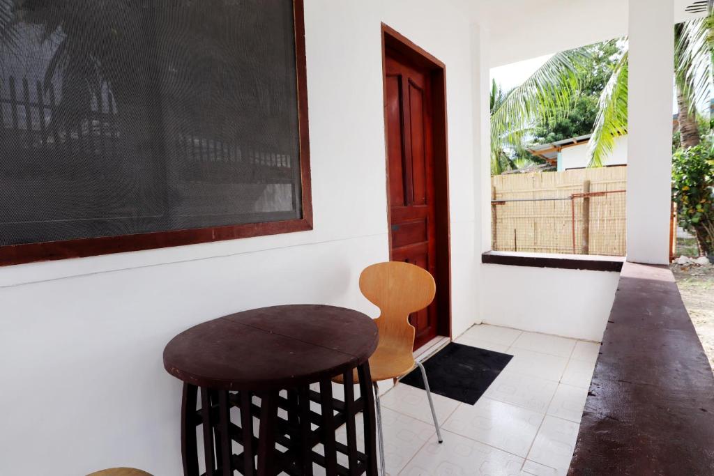 Uma área de estar em Ocean Breeze Hostel by Daily Sweet