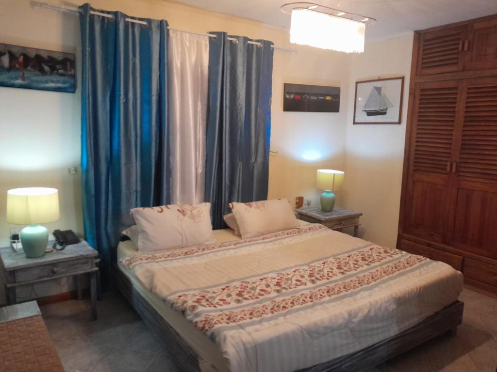 Postel nebo postele na pokoji v ubytování SAVY'S PLACE