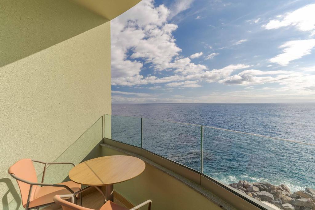 Pestana Vila Lido Madeira Ocean Hotel - Resim 13