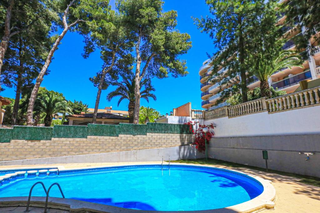 Bazén v ubytování LITORAL COSTA DORADA - CANCUN Salou nebo v jeho okolí