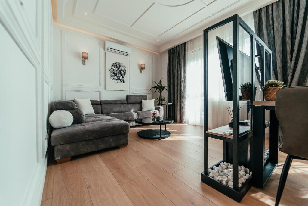 Biarritz Luxury Apartments的休息区