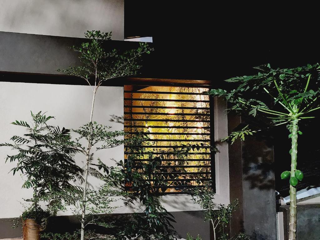 InstaHomes by Tru - Garden Suites - Apartamento De Dos Dormitorios