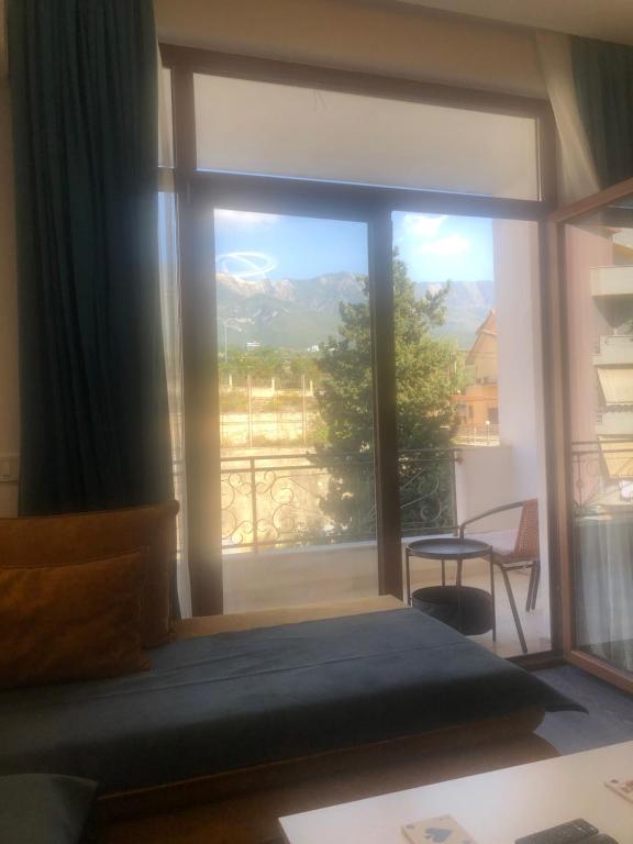 Smart Lugano Apartment - Image 6