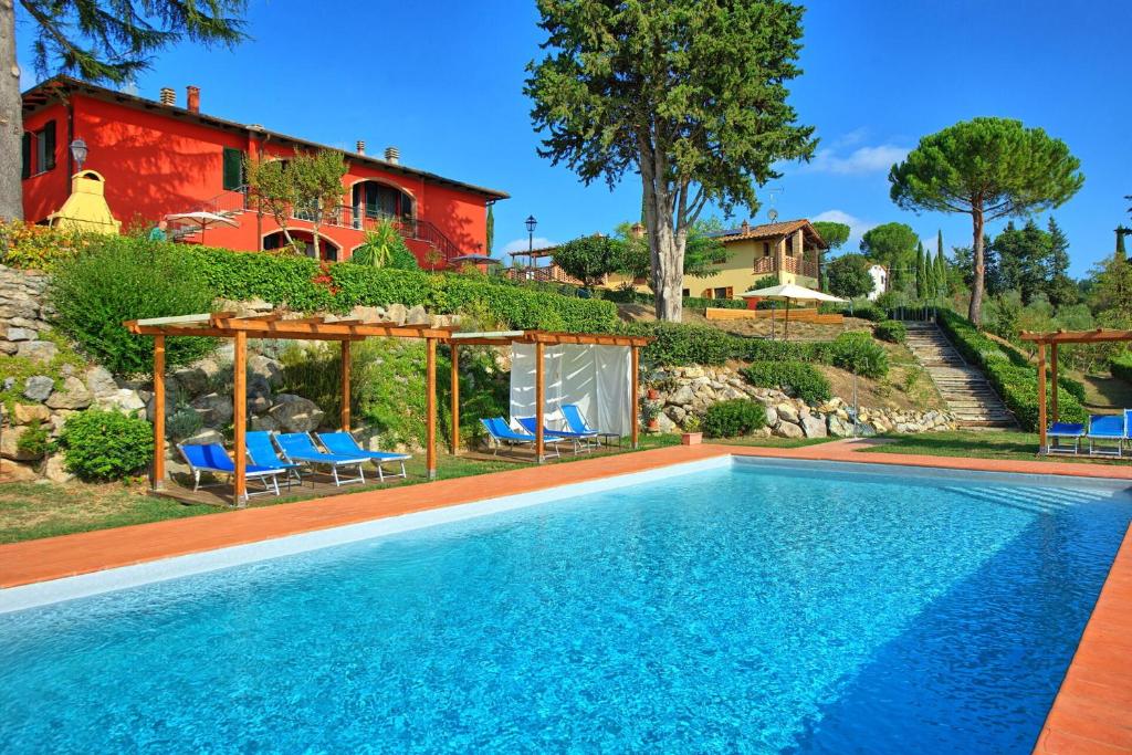 Bazén v ubytování Casa Rossa by PosarelliVillas nebo v jeho okolí