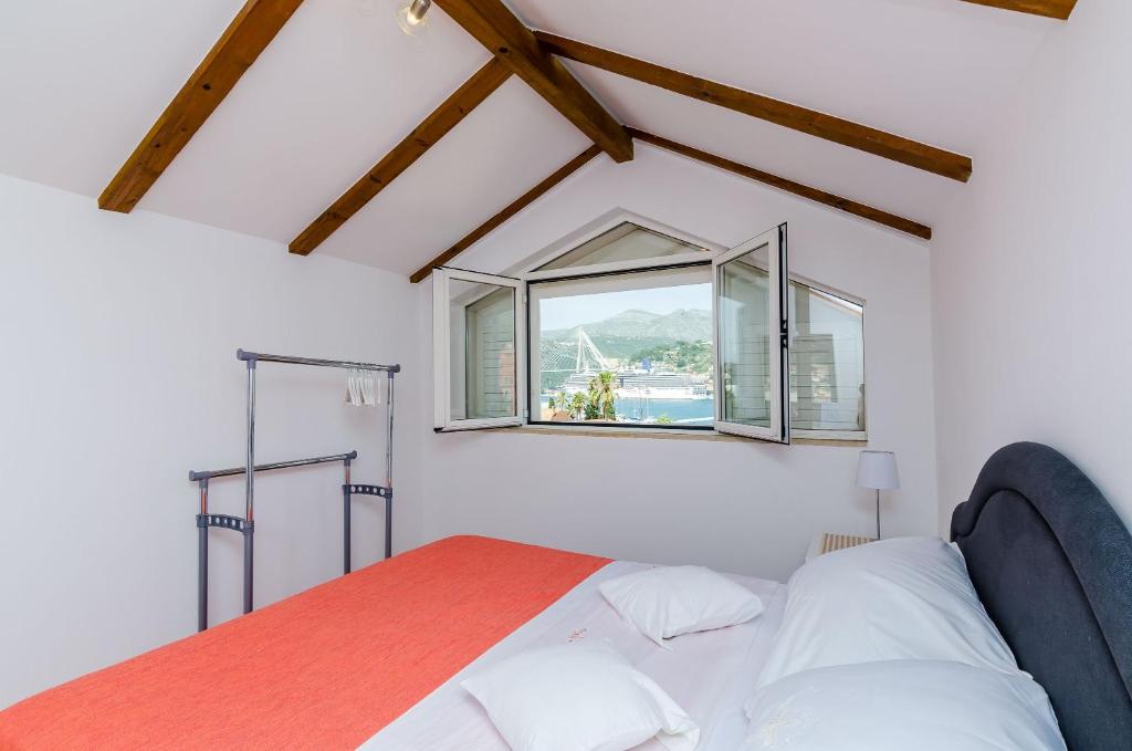 Posteľ alebo postele v izbe v ubytovaní Apartment Marina View