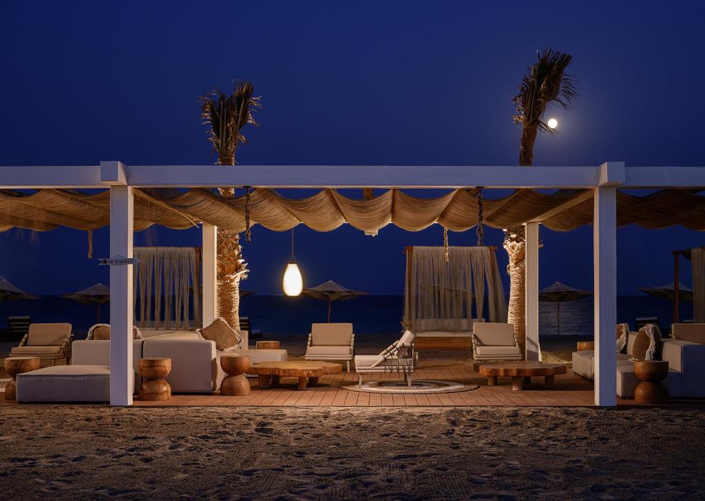 Posezení v ubytování Ramlah Resort Sealine Beach