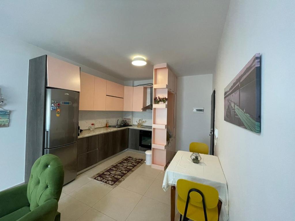 2 Bedroom seaview Vlora Promenade - Imazhi 4