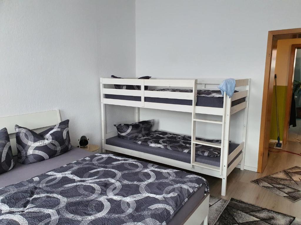 Halle Saale 402 - One-Bedroom Apartment