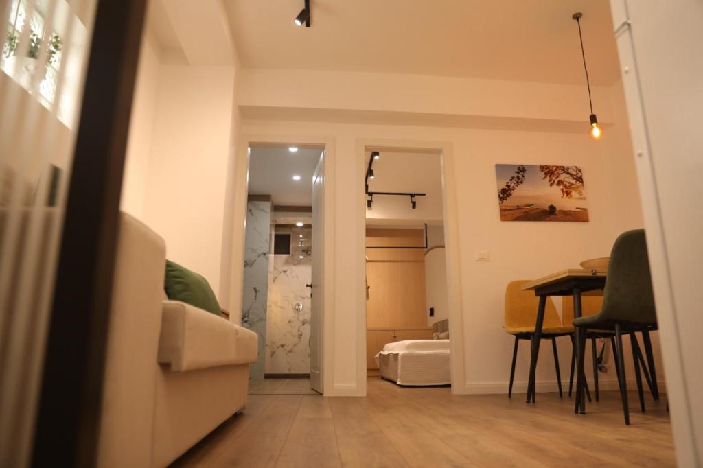 Mia's Apartaments in Pogradec - Image 3