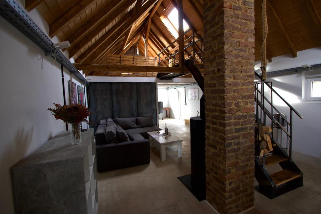 Posezení v ubytování Mini-Loft in schöner Voreifel