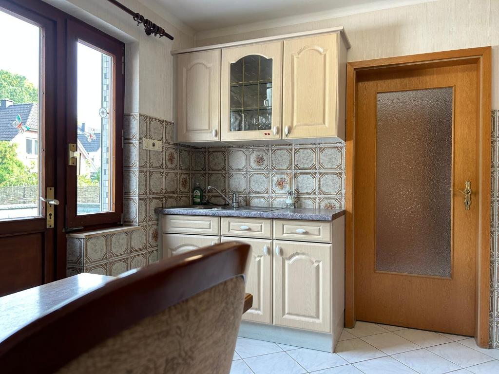 Four Bedroom Apartment In Großhansdorf, Sieker Landstraße 163