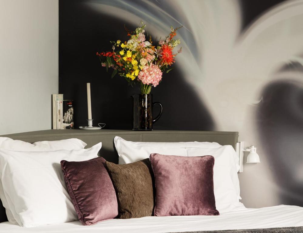 New Hotel Republique - Ex Albert's Hotel - Resim 25