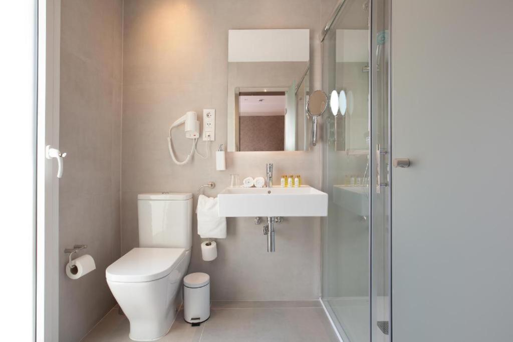 Hotel Casa Trafalgar Barcelona - 3