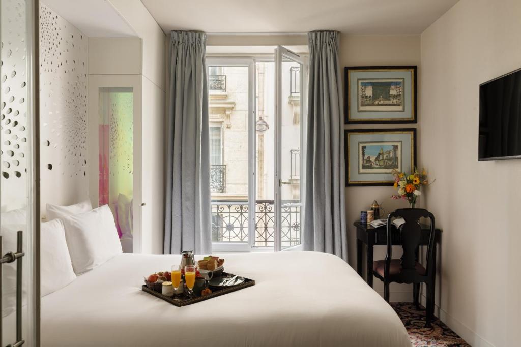 New Hotel Republique - Ex Albert's Hotel - Resim 27