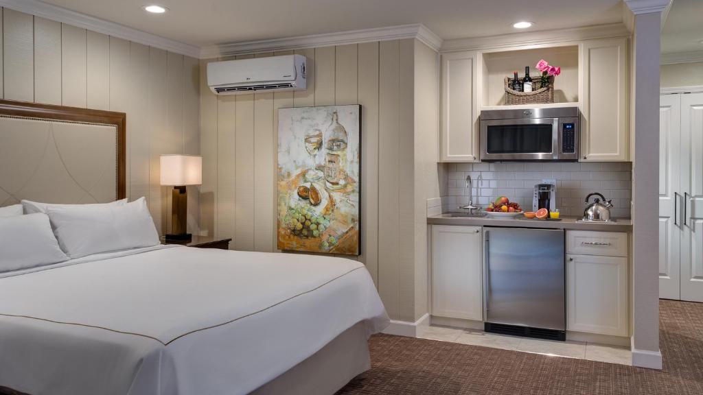 Silverado Resort - Mansion Estates Junior Suite