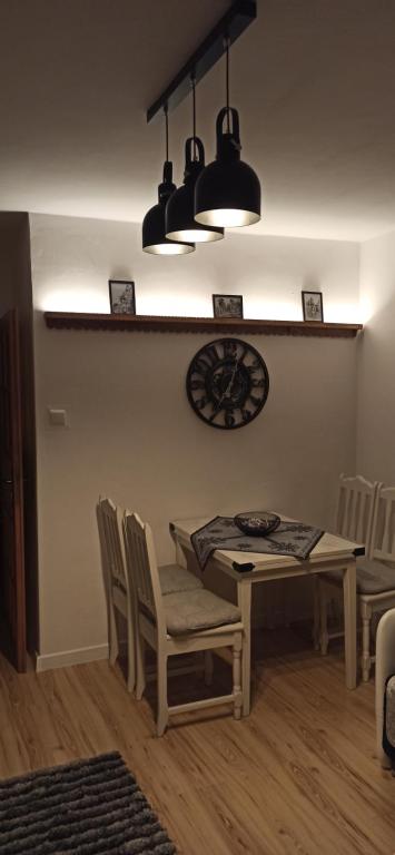 Posedenie v ubytovaní Retrospekcja - Apartament w centrum