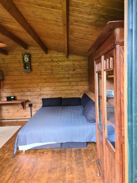 Postel nebo postele na pokoji v ubytování Guesthouse Wallenborn - Lodge