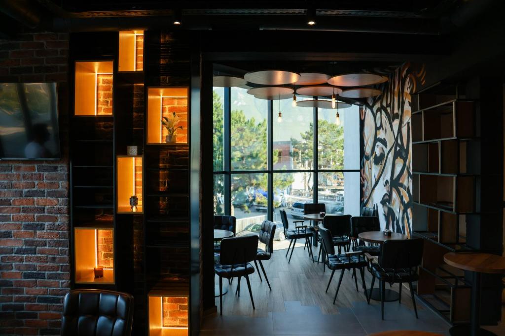 Posezení v ubytování BAZ'HUR Boutique Hotel