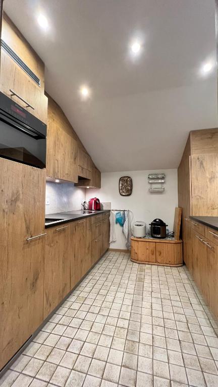 Kuchyň nebo kuchyňský kout v ubytování Alpenblick Loft neben Skilift in Amden Arvenbüel