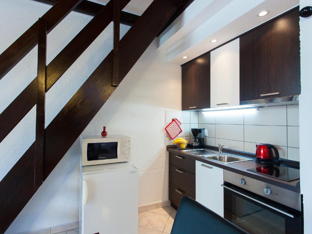 Kuchnia lub aneks kuchenny w obiekcie Apartment Červar