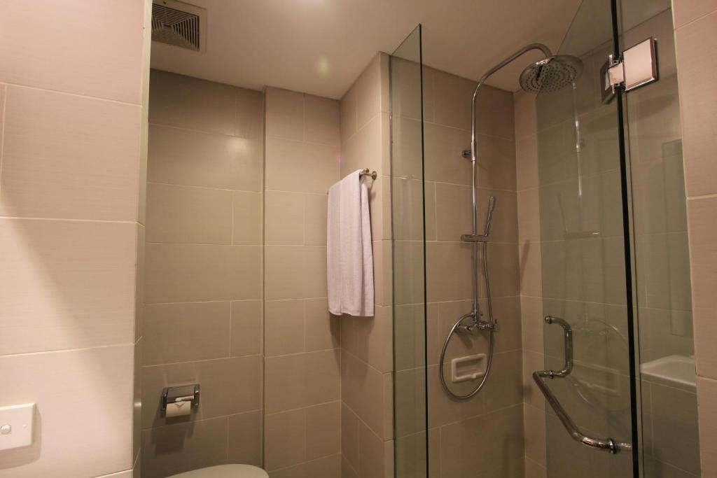 Koupelna v ubytování Grand La Walon Hotel