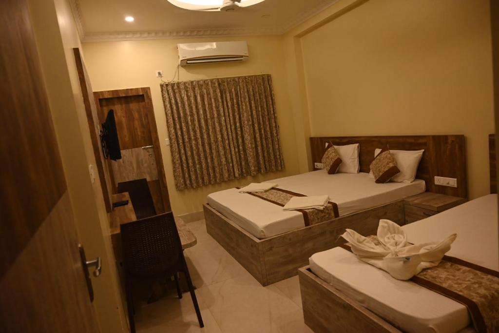 Hotel RK International - Habitación Triple