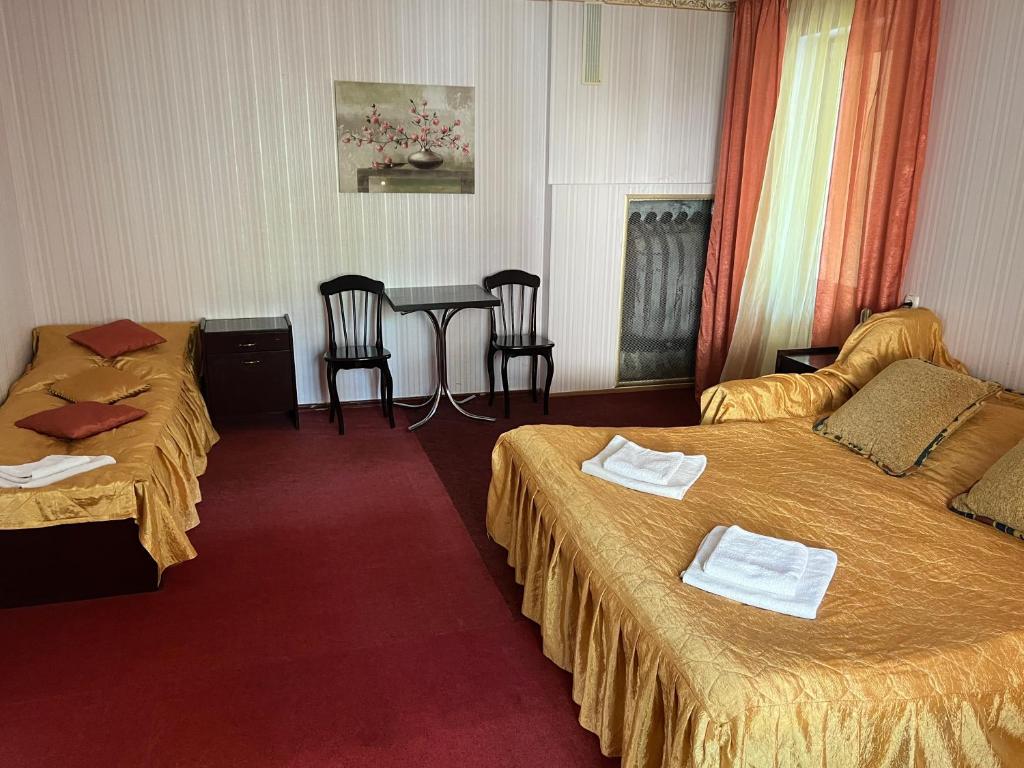 Dibrova Club - Budget Double Ou Twin Room