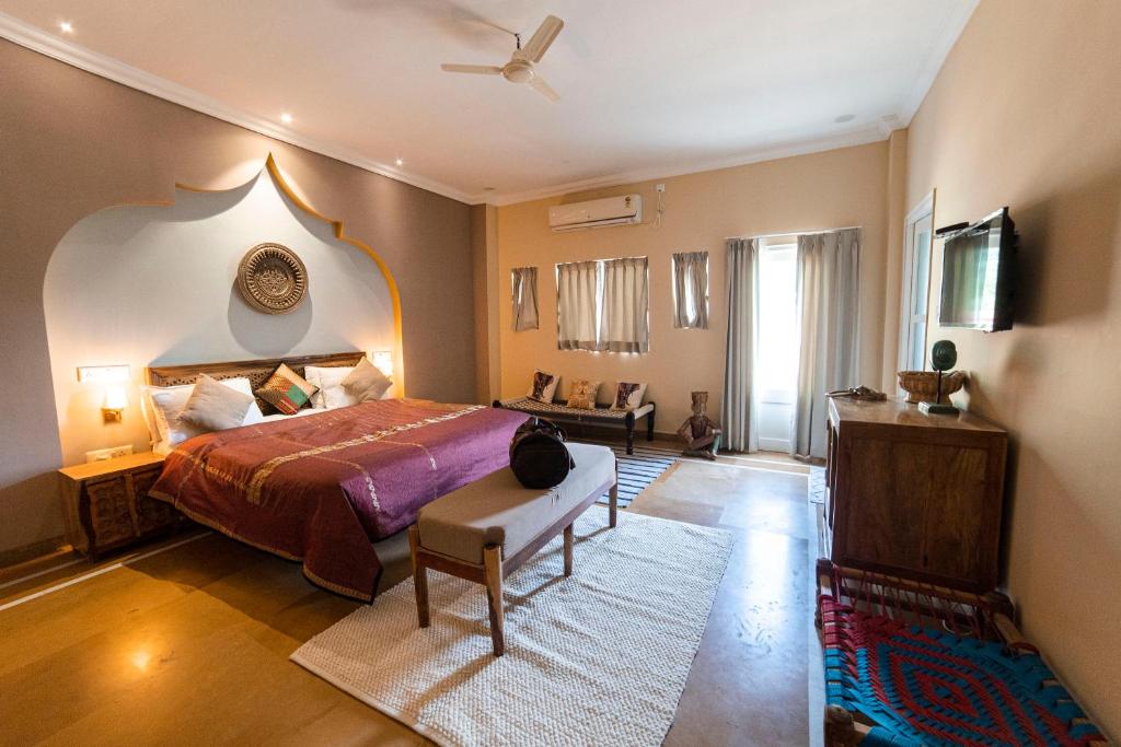 Postel nebo postele na pokoji v ubytování Casa De Kaku Jaisalmer