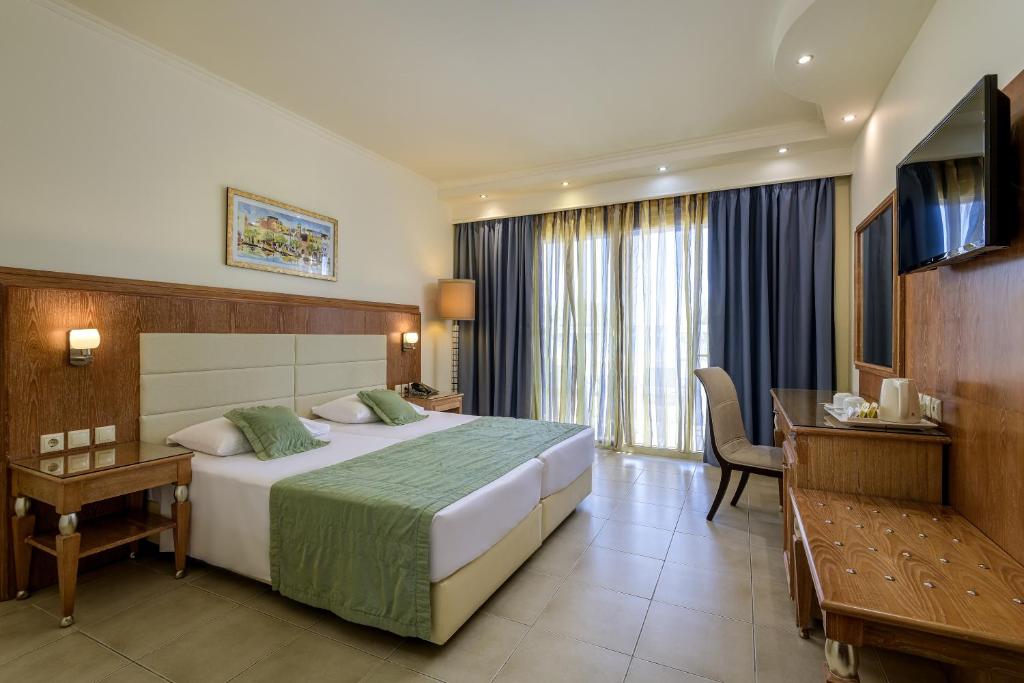 Natura Park Village Hotel & Spa - Pool View Twin Room