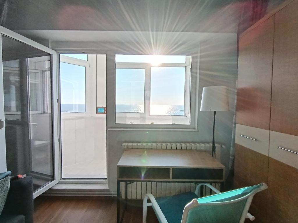 Posezení v ubytování Sunrise Beachfront Relax Residence