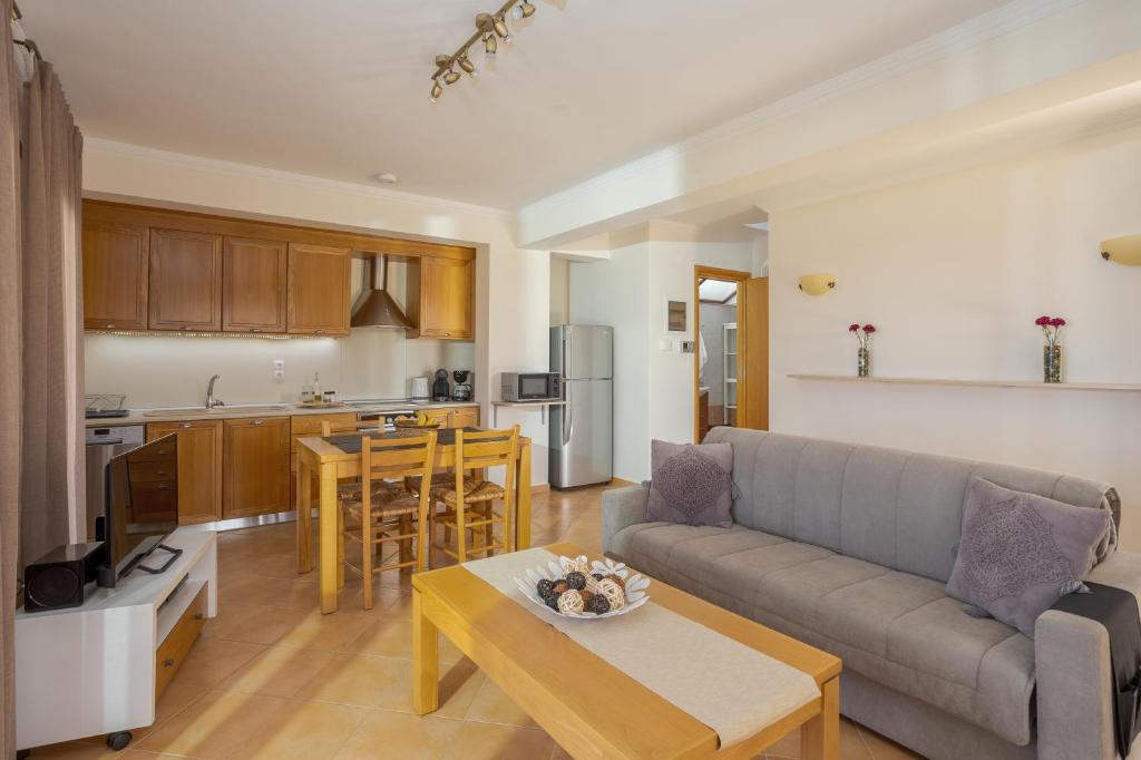 Tholos Boutique Houses - One-Bedroom Apartment With Sea & Pool View