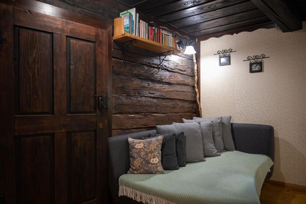 Area soggiorno di Počitniška hiša Koča Dobnik